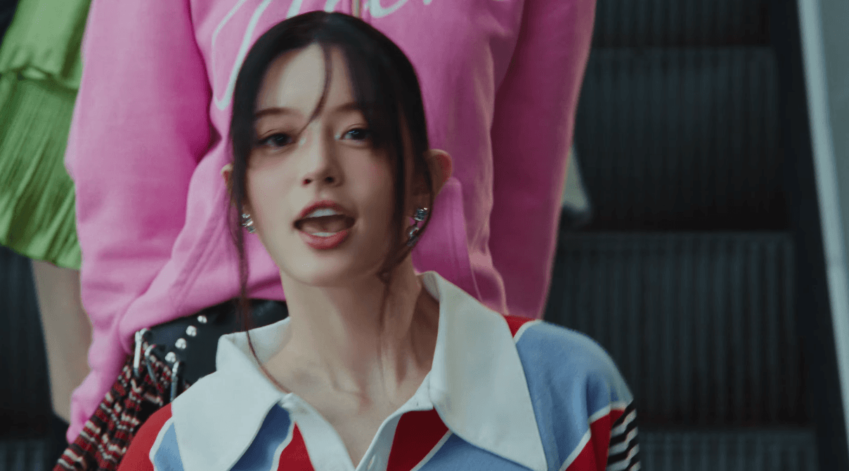 오늘 컴백한 아일릿 빌려온 고양이 뮤비 비주얼.gif | 인스티즈