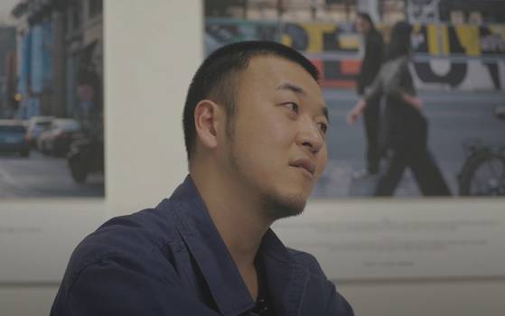 현재 여론 갈리는 이대통령 공식 사진 스타일..JPG | 인스티즈