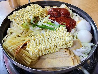 요즘 인기 많이 식었다는 떡볶이 스타일..JPG | 인스티즈