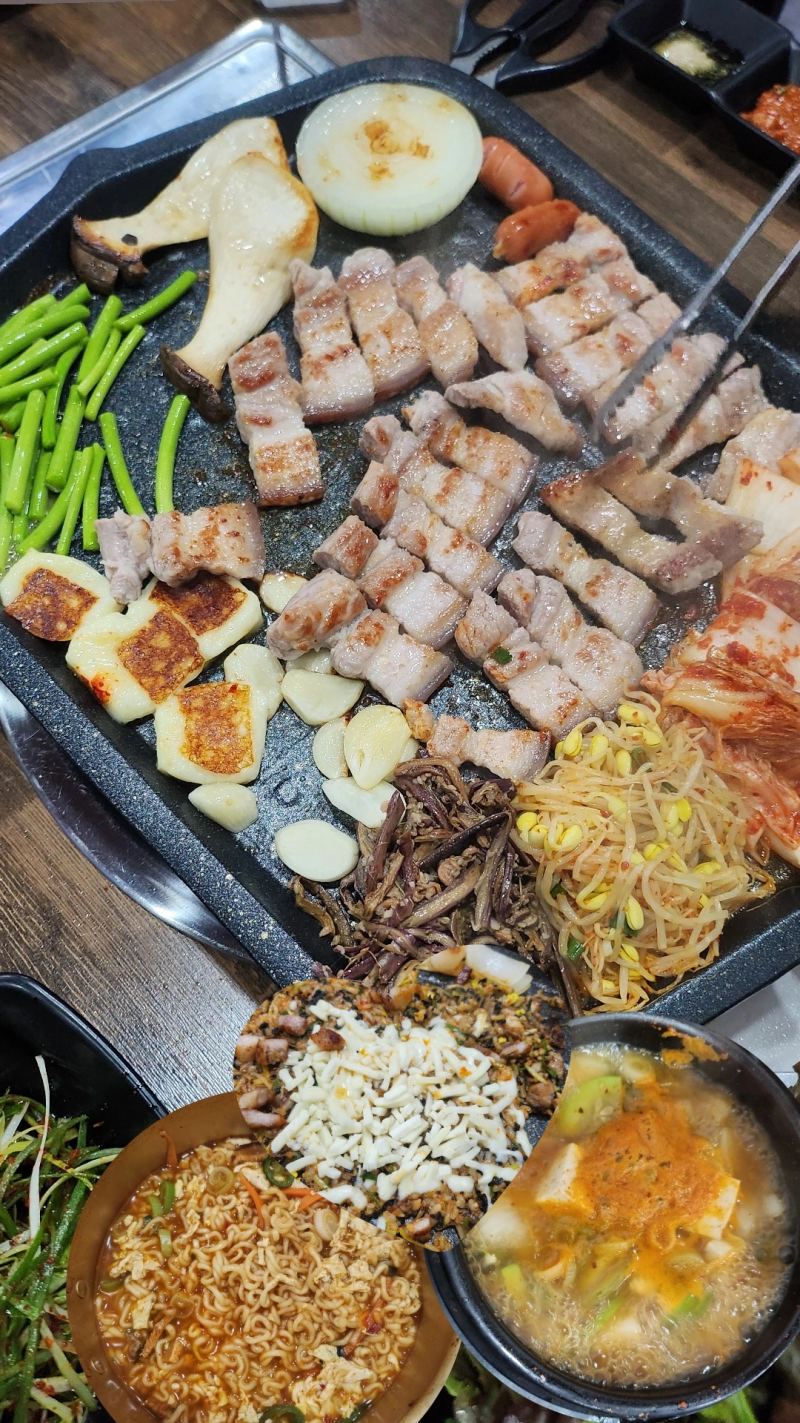 [잡담] 동네 삼겹살 맛집 발견해버림 | 인스티즈