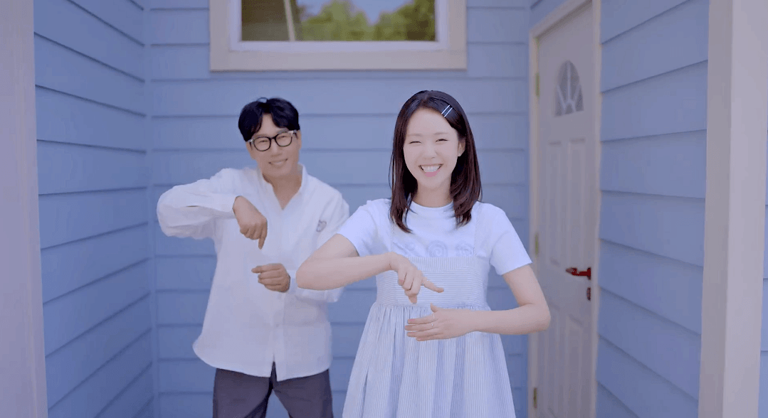 오늘자 가수 데뷔했다는 지예은 | 인스티즈