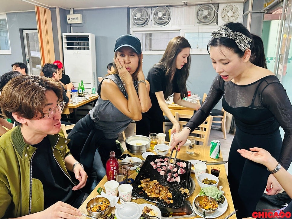 [잡담] 시카고 뮤배들 회식사진에서 술냄새낰ㅋㅋㅋㅋㅋㅋㅋ | 인스티즈