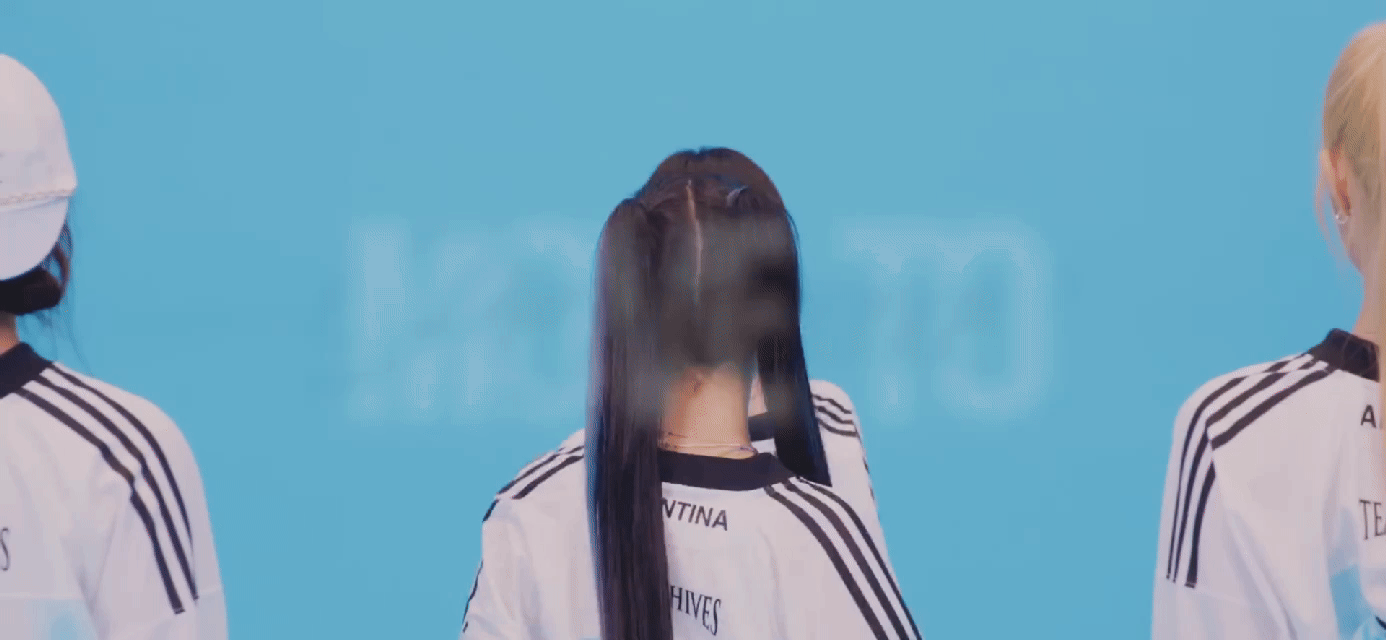 음방보다 카메라 무빙 좋다는 하츠투하츠 퍼포먼스.gif | 인스티즈
