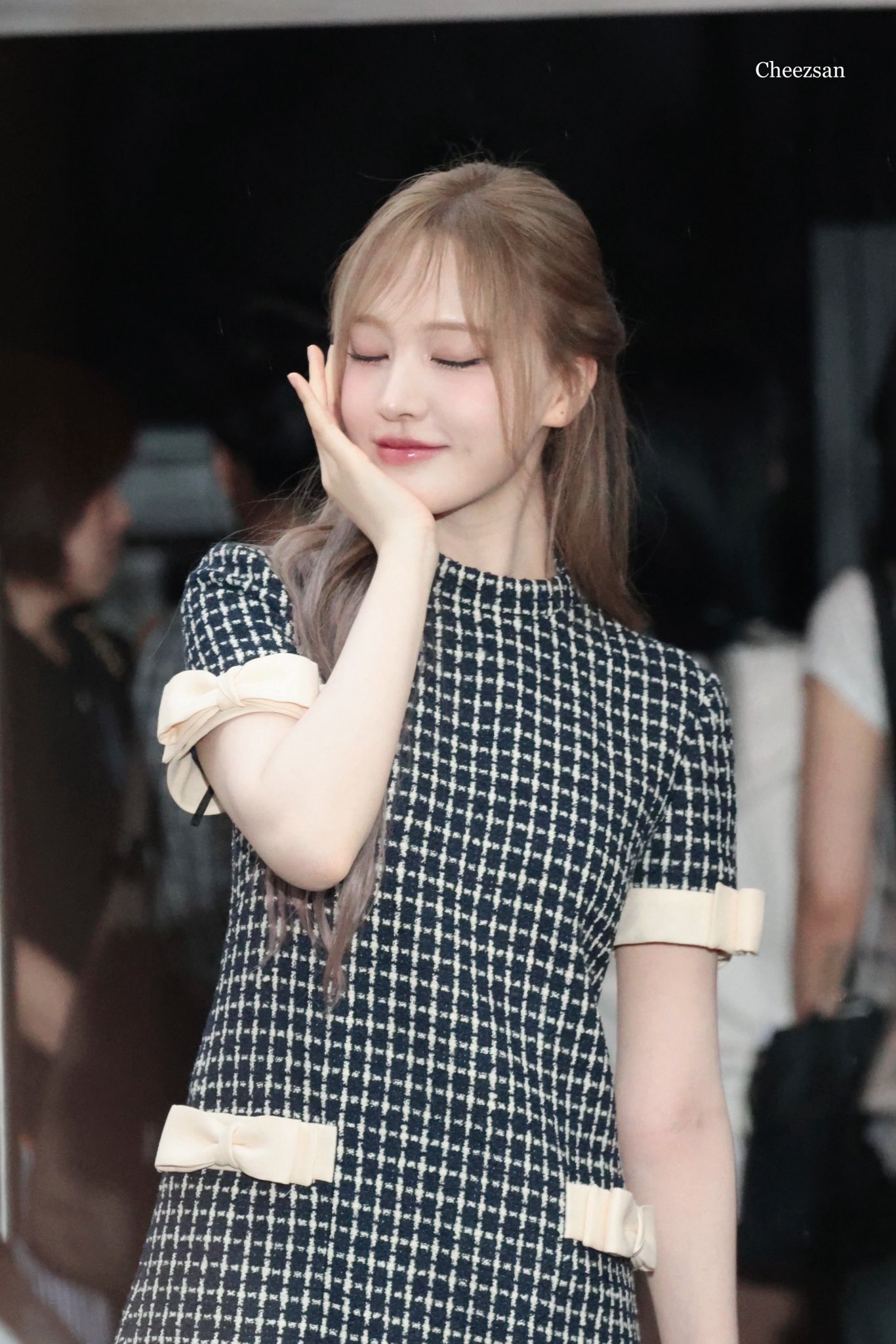 [잡담] 리즈 갈발로 새로 염색한게 훨씬 어울려 | 인스티즈