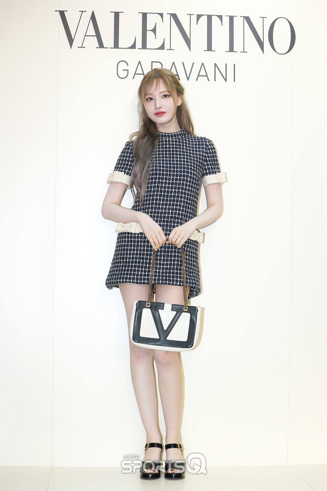 [잡담] 리즈 갈발로 새로 염색한게 훨씬 어울려 | 인스티즈
