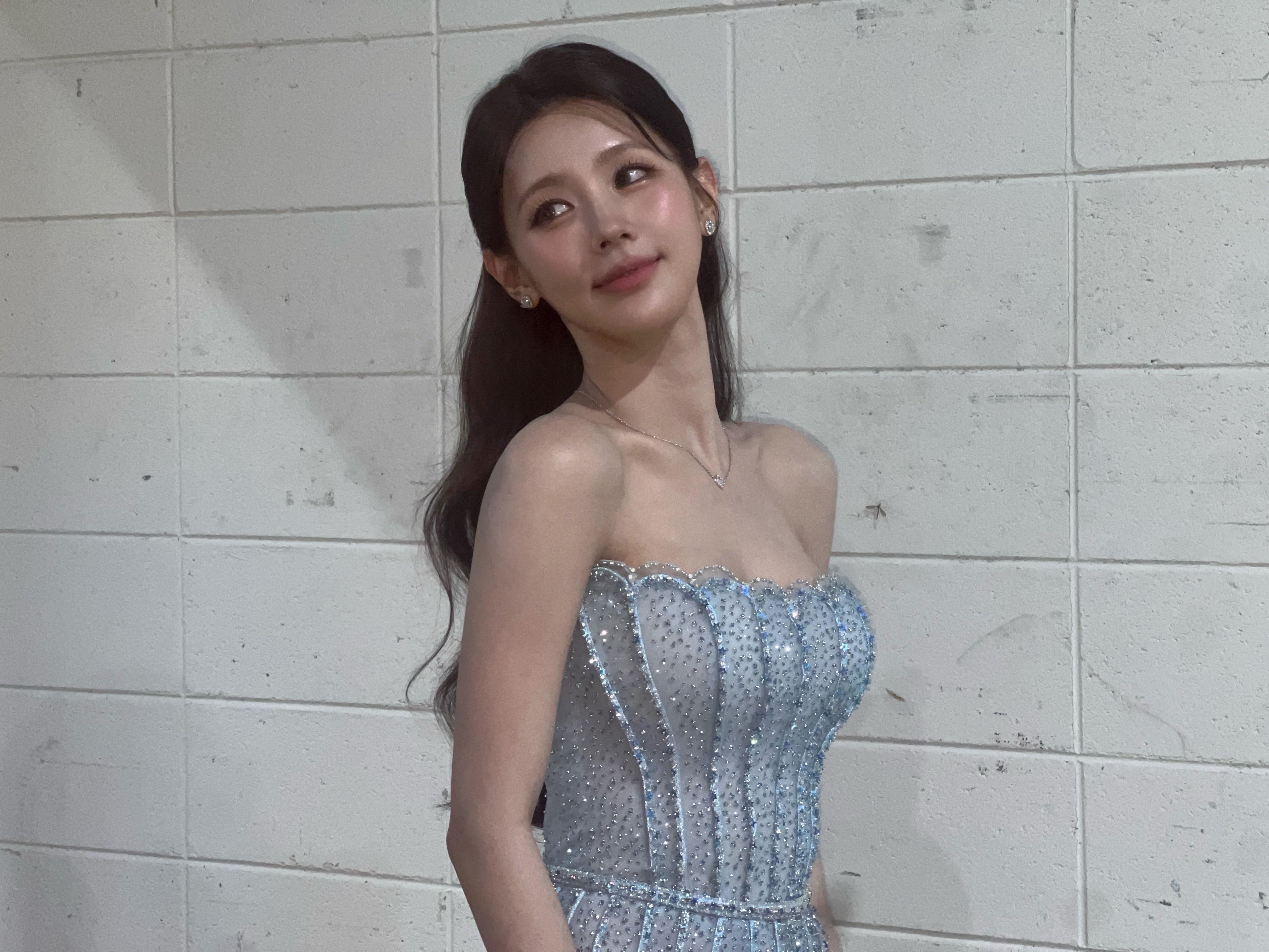 [잡담] 미연 오늘 드레스사진 버블 보내줬는데 미쳣다 | 인스티즈