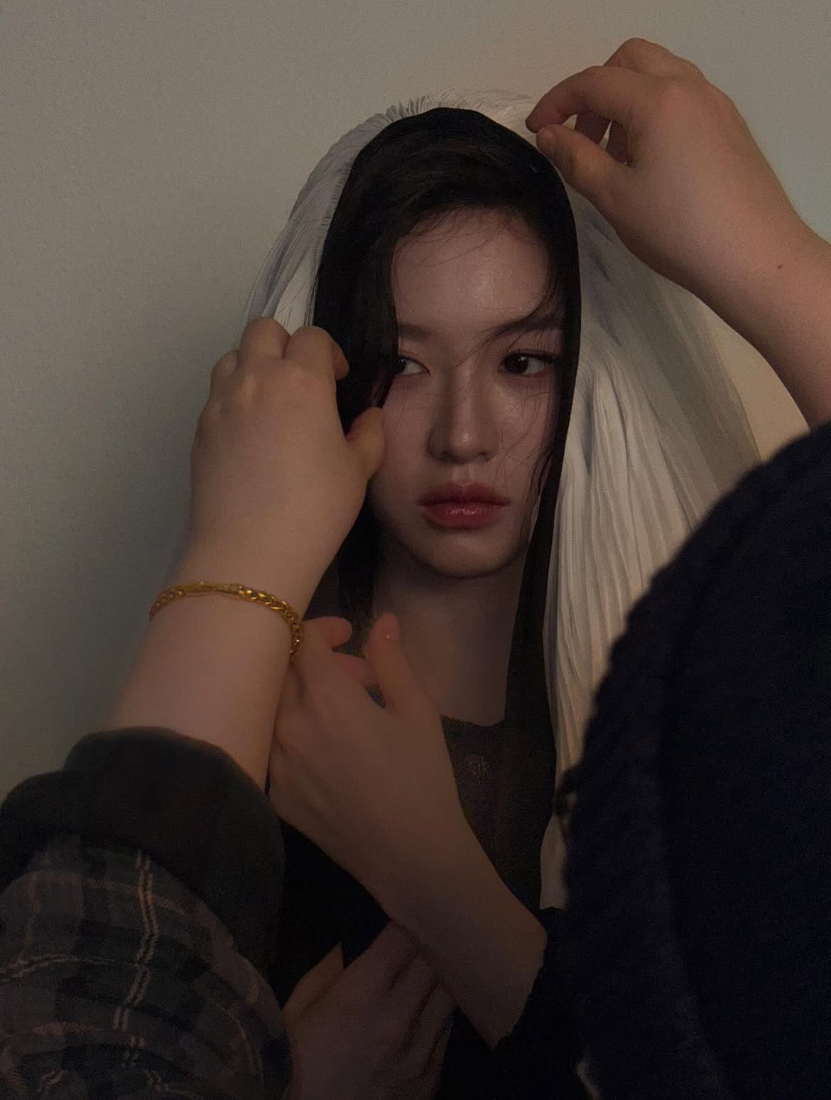 [잡담] 고윤정 인스타 올려줬는데 초미녀짤이랑 장꾸짤 같이 주는거 | 인스티즈