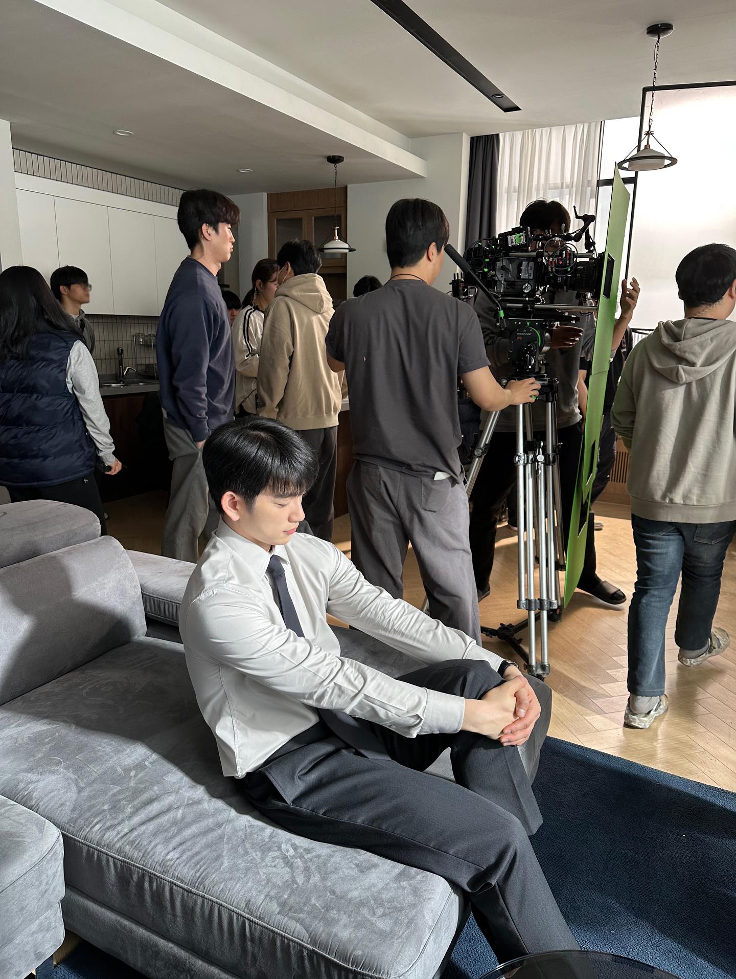 [정보/소식] 갓진영 인스타그램 업데이트(미지의서울) | 인스티즈