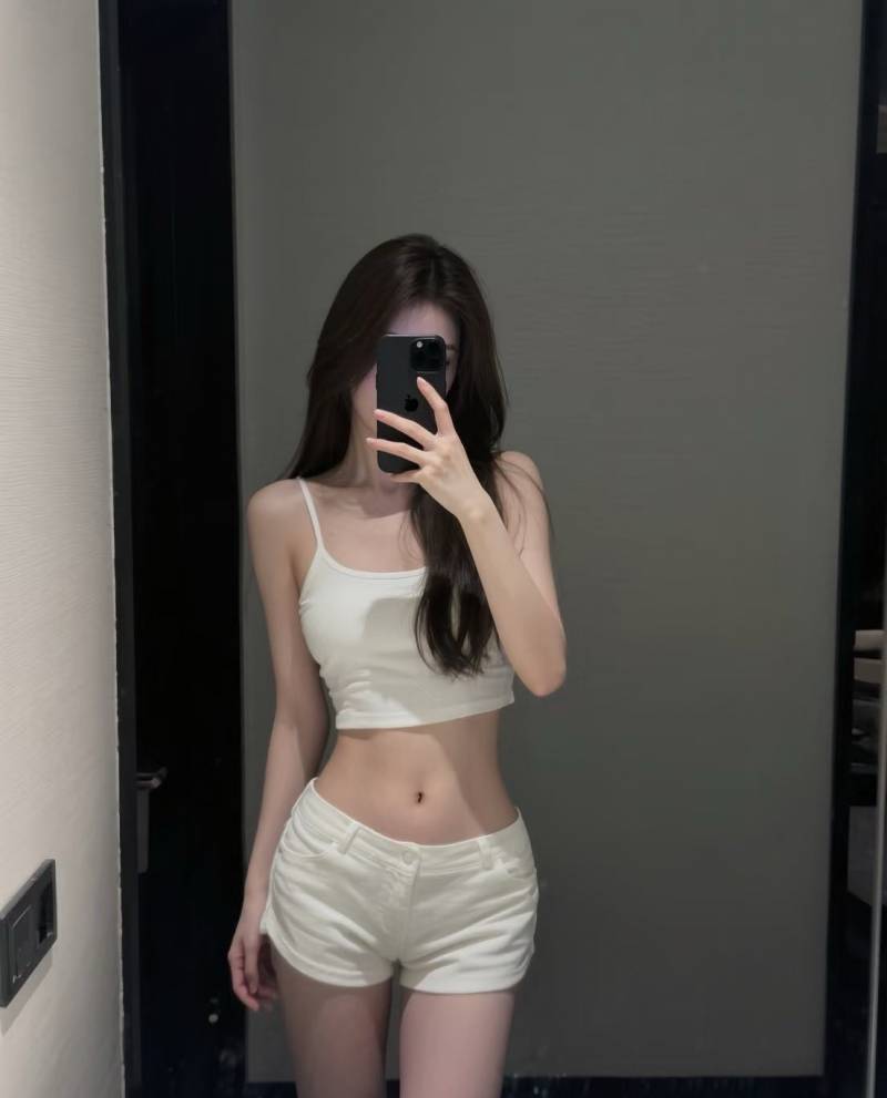 [잡담] 이런몸은 몇키로정도 돼야 되지?? | 인스티즈