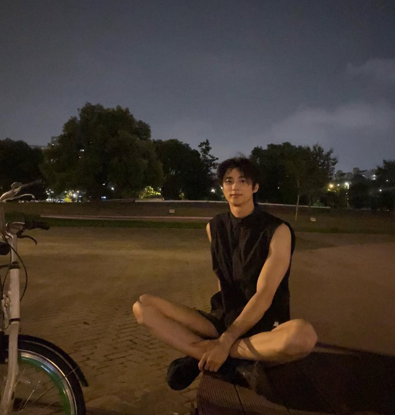 [잡담] 왕실 몰래 데이트 나간 대군쀼 | 인스티즈