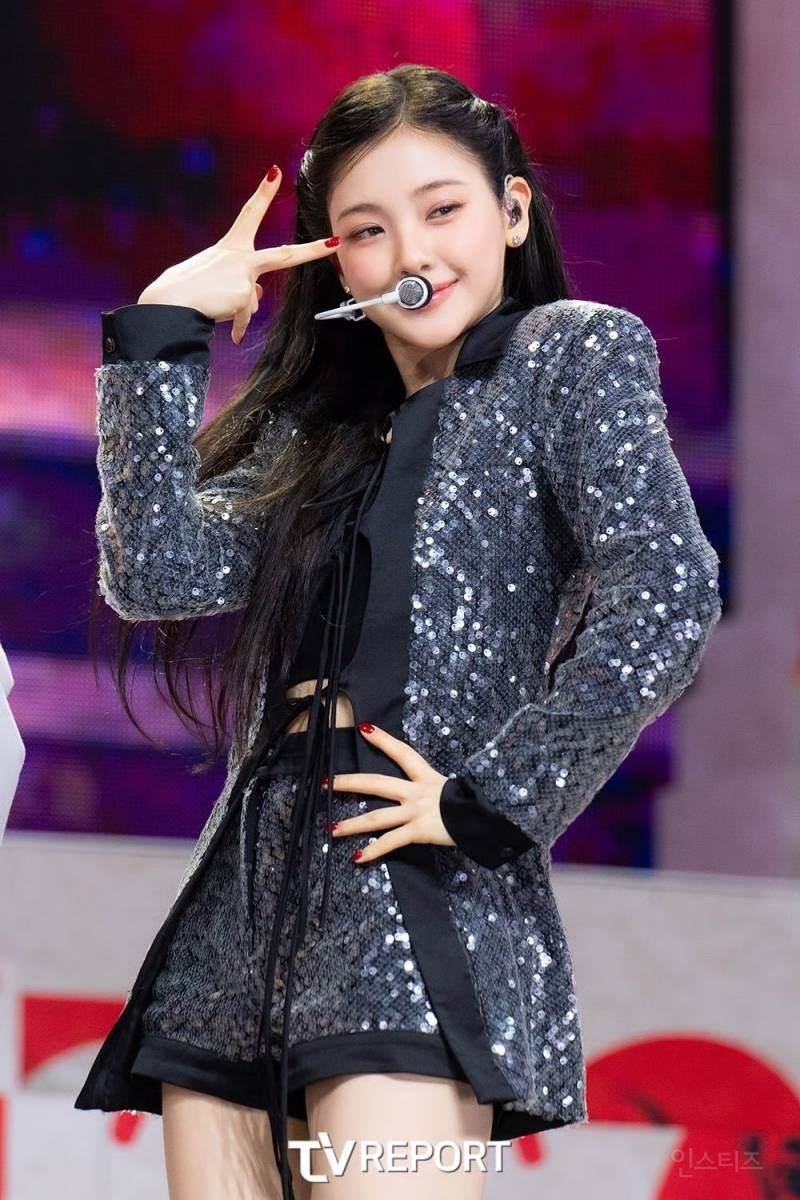 트위터에서 알티타고 있는 여돌 데뷔무대짤 | 인스티즈