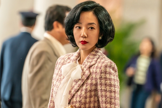 [정보/소식] '파인: 촌뜨기들' 임수정, 70년대 아이콘 변신…"욕망에 충실" | 인스티즈