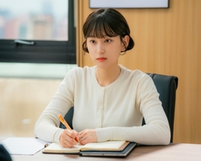 [정보/소식] 류혜영 '서초동' 위해 과감한 단발 변신 "외적인 사랑스러움 극대화” | 인스티즈