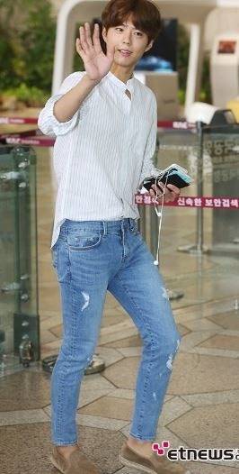 현재 패션계가 다시 불지피는 그 시절 바지.JPG | 인스티즈