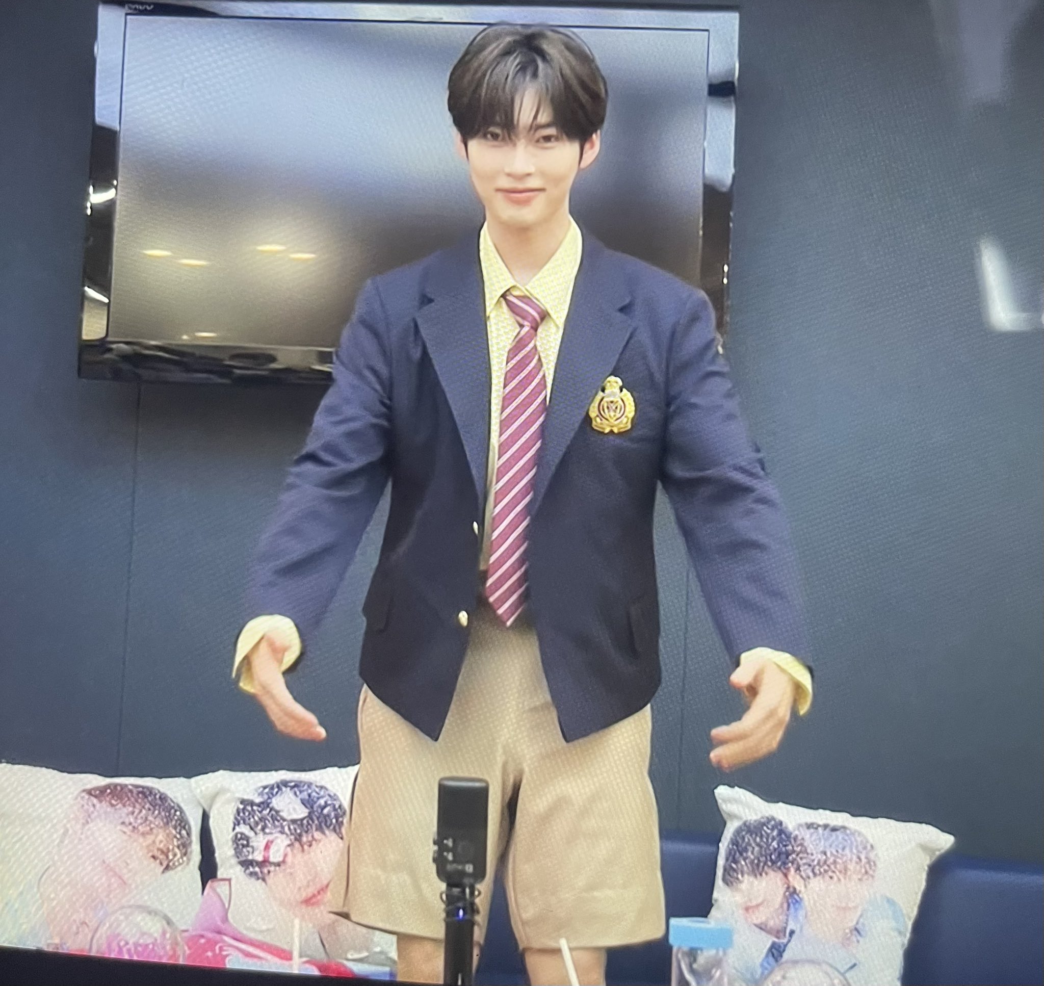 [잡담] 오늘 성한빈 | 인스티즈