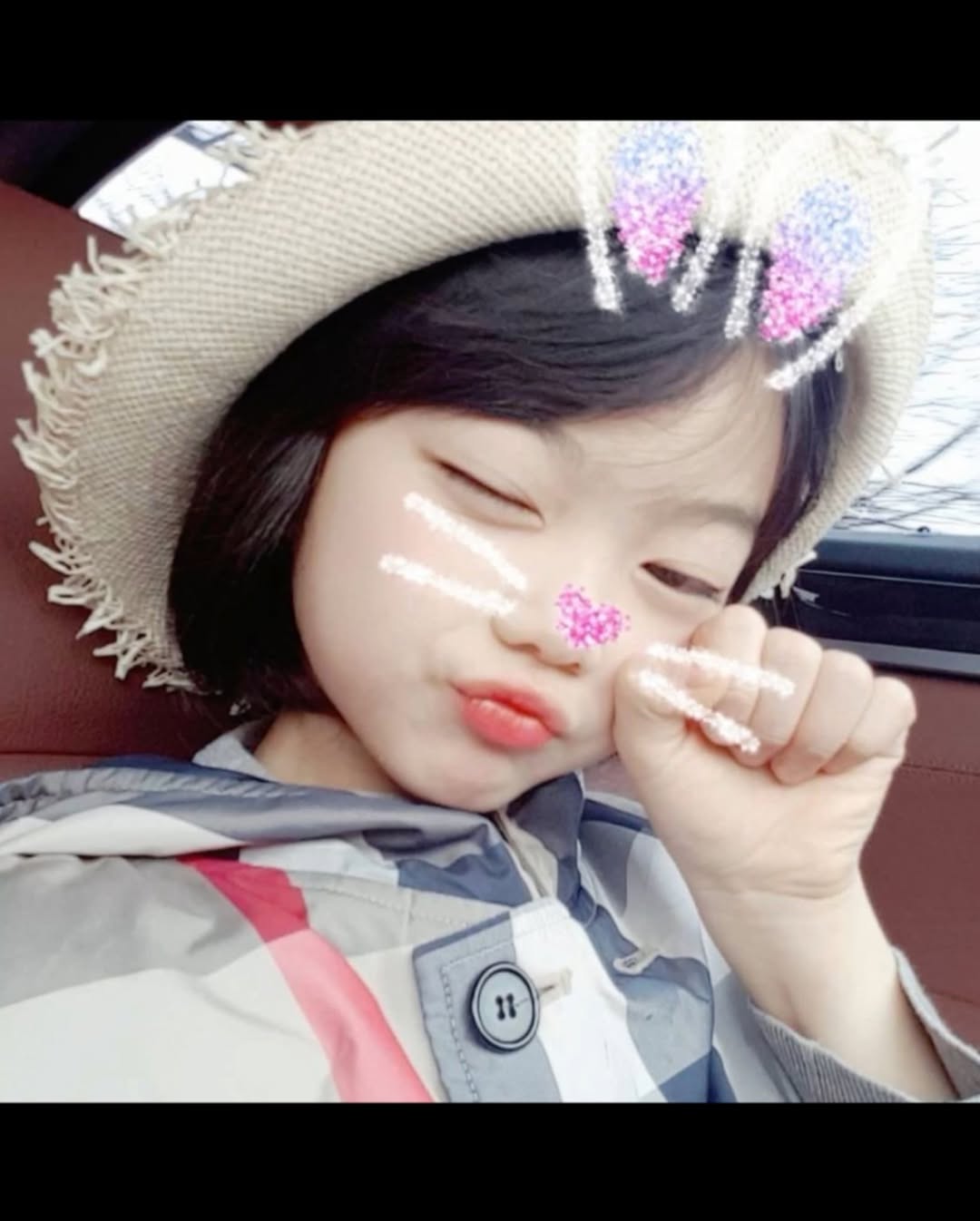 [잡담] 하투하 이안 과사봐ㅋㅋ 엄마가 인스타에 글 쓴 것도 개웃김 | 인스티즈