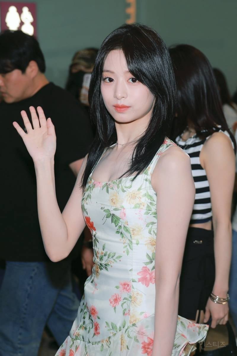 오늘 베이비몬스터 아사 아현 출국 사진 | 인스티즈