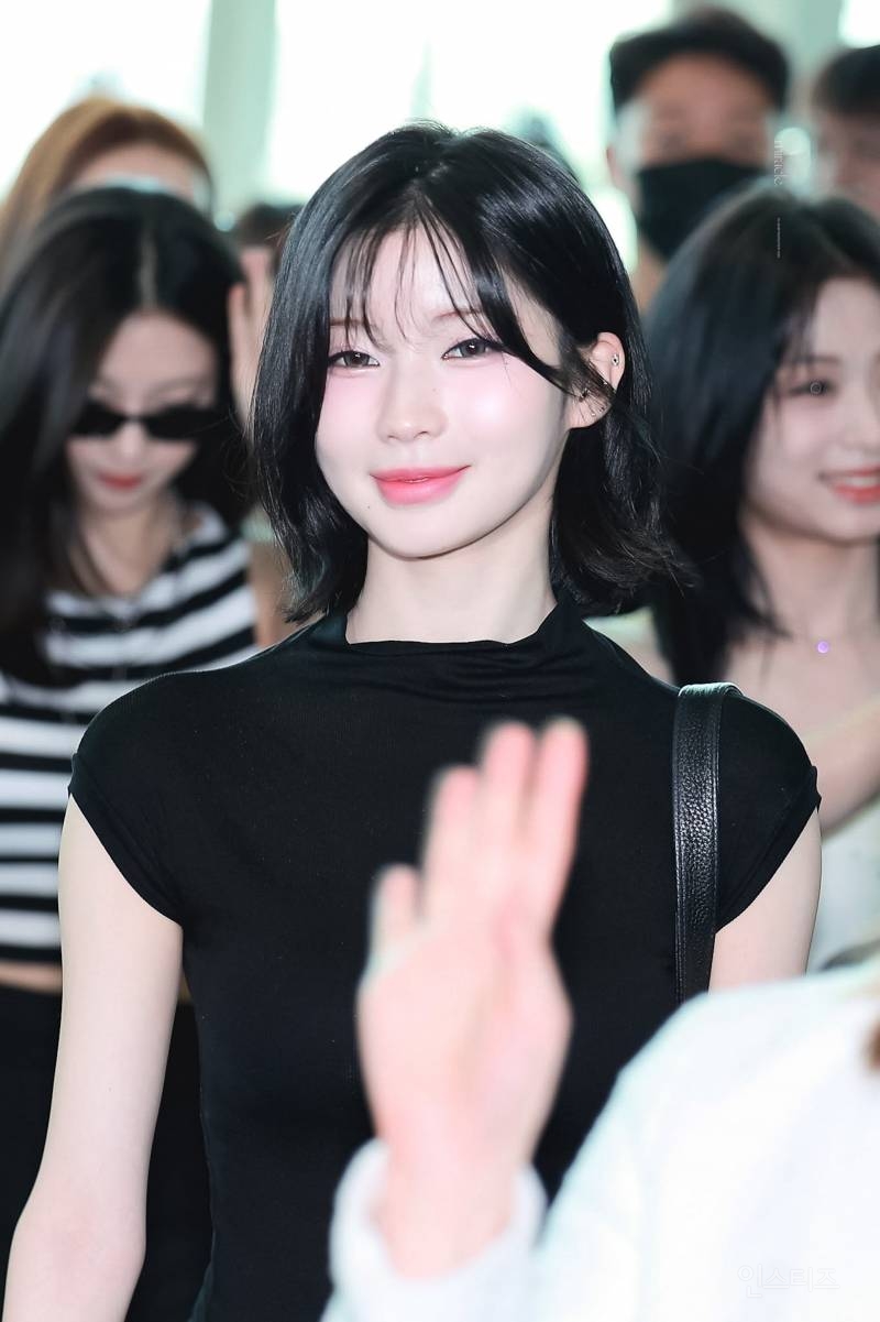 오늘 베이비몬스터 아사 아현 출국 사진 | 인스티즈