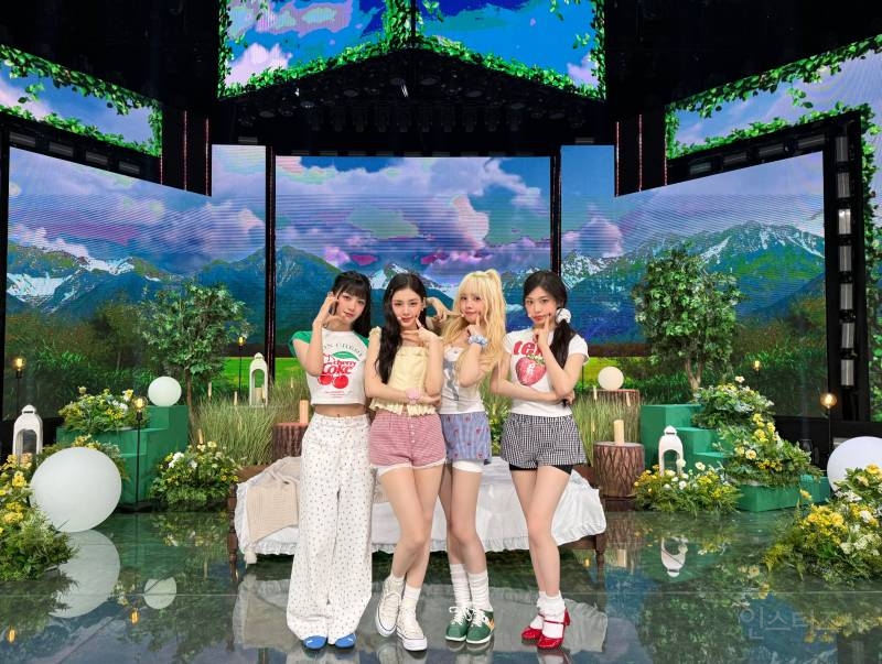 오늘 음방에서 단체 비주얼이었던 신인여돌 엔딩요정.twt | 인스티즈