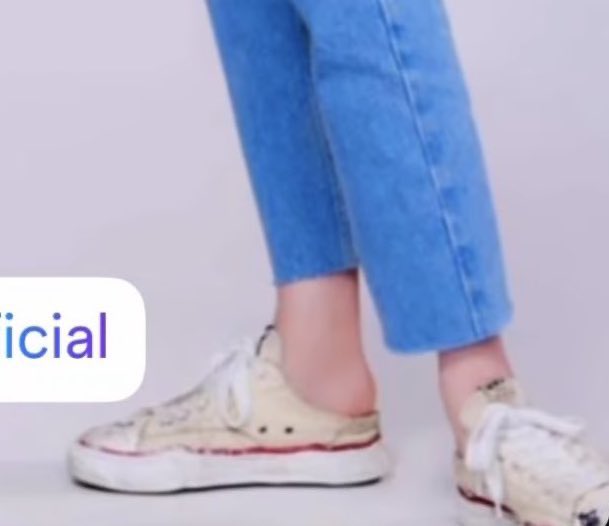 [잡담] ˗ˋˏ와ˎˊ˗ 지디 발목 진짜 엄청 얇아 | 인스티즈