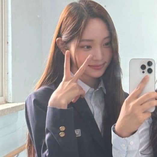 [잡담] 영서는 진짜 단 한 순간도 안 예뻤던 적이 없네 | 인스티즈
