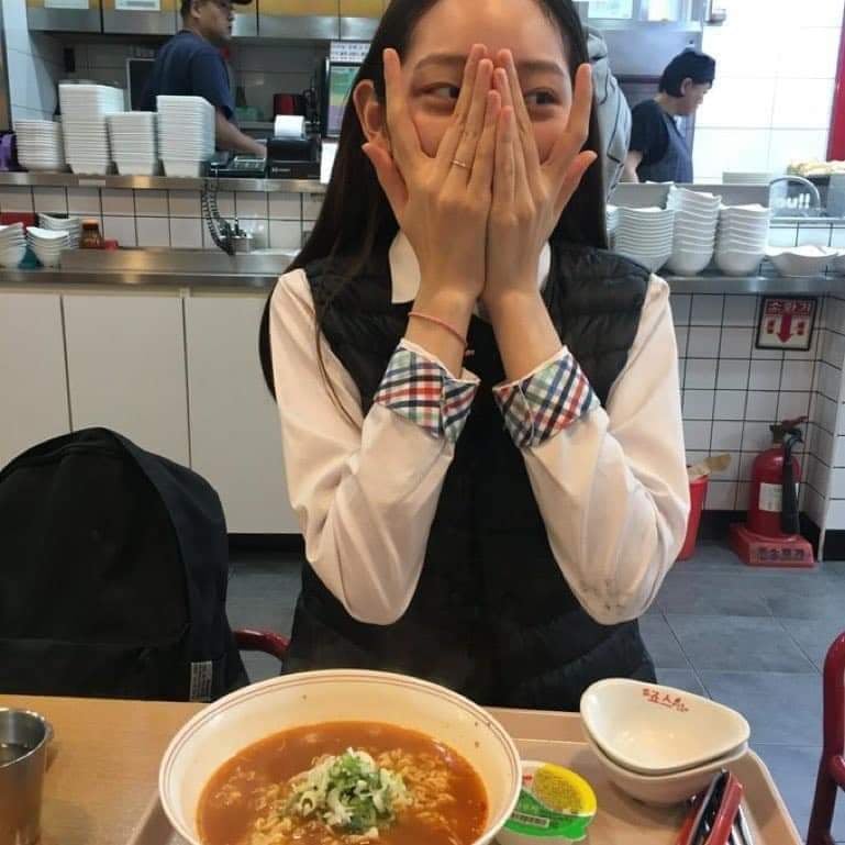 [잡담] 영서는 진짜 단 한 순간도 안 예뻤던 적이 없네 | 인스티즈