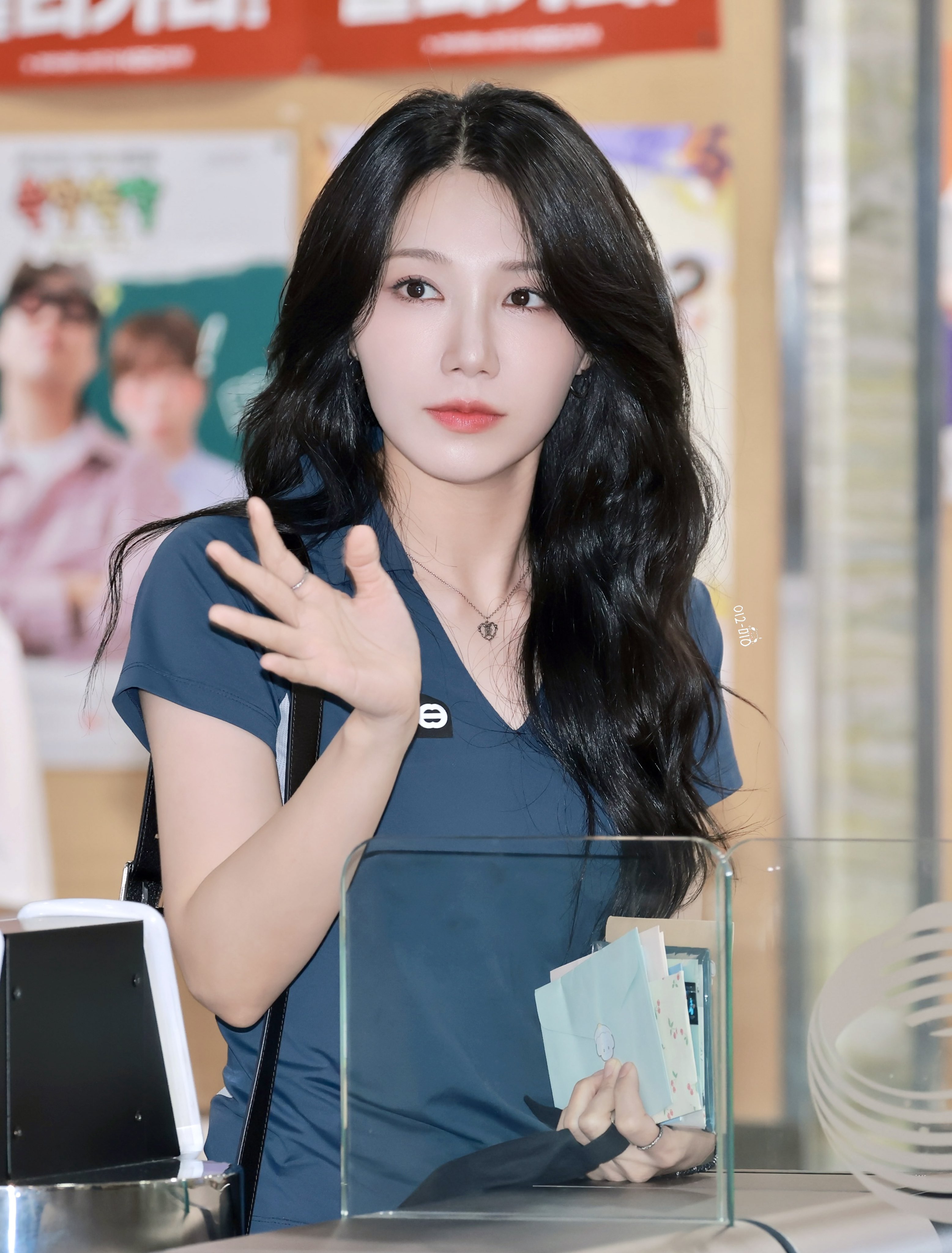 [잡담] 정은지 샵 바뀌었나? 최근 스케줄 사진 | 인스티즈