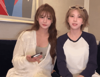 [잡담] 어제자 배이한테 옷 단속 당하는 설윤ㅋㅋㅋ | 인스티즈