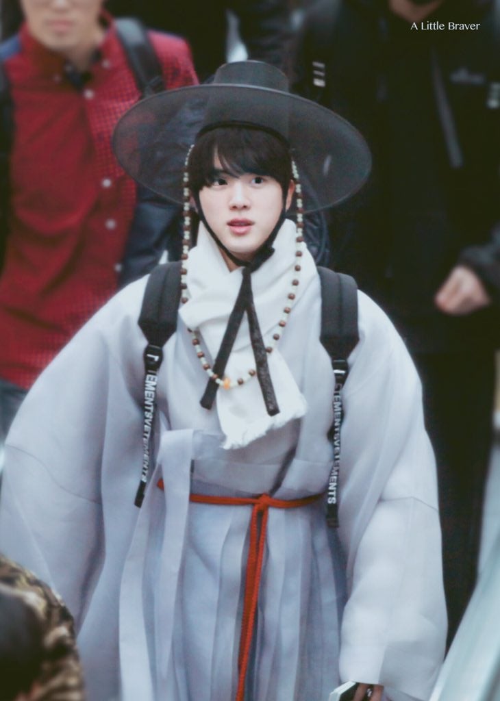 [잡담] 방탄 진 한복에 갓 쓸 때 마다 | 인스티즈