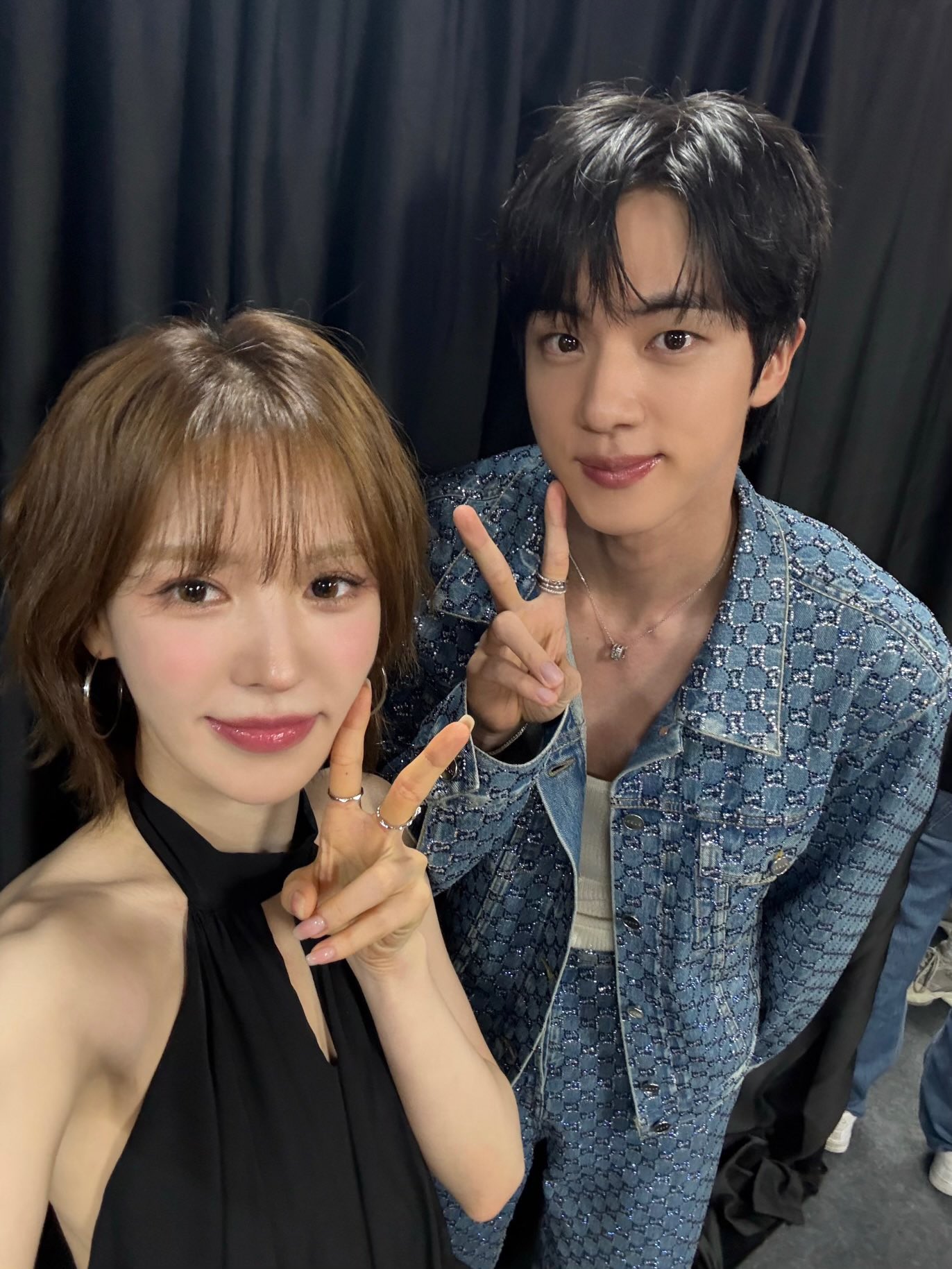 [잡담] 웬디 방탄 진 투샷 셀카 뜸 | 인스티즈