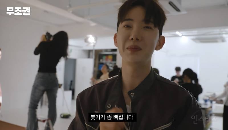 면봉 하나로 붓기 빼는 꿀팁.gif | 인스티즈