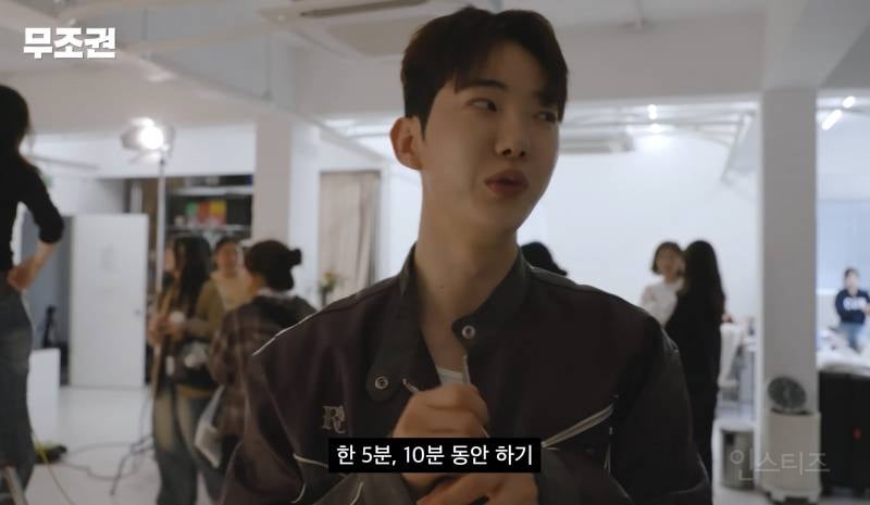 면봉 하나로 붓기 빼는 꿀팁.gif | 인스티즈