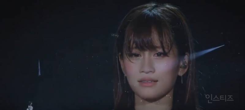 일본에서 최고 화제였던 인기 멤버의 마지막 탈퇴 공연.jpgif | 인스티즈