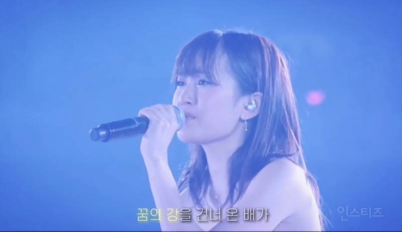 일본에서 최고 화제였던 인기 멤버의 마지막 탈퇴 공연.jpgif | 인스티즈