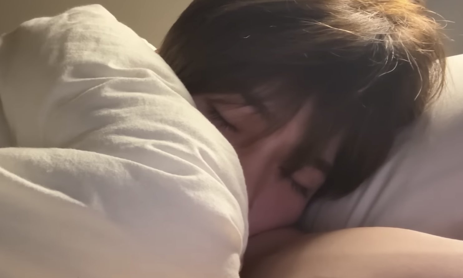 [잡담] 성한빈 브이로그 제목이 직장 데이트인데 틀자마자 시점이 | 인스티즈