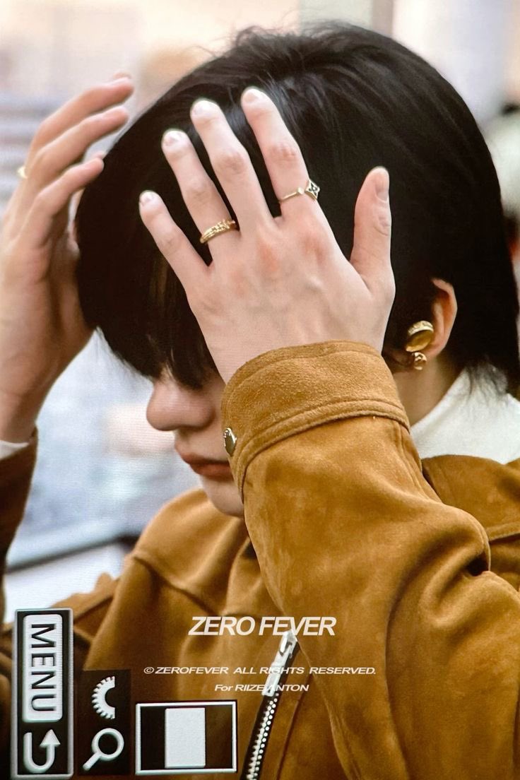 손 모델해도 될 것 같은 섬섬옥수 남자 아이돌들 | 인스티즈