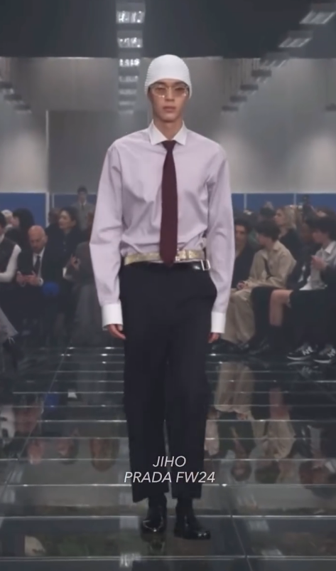 파리 맨즈 패션 위크에서 프라다쇼에 참가한 한국인 | 인스티즈