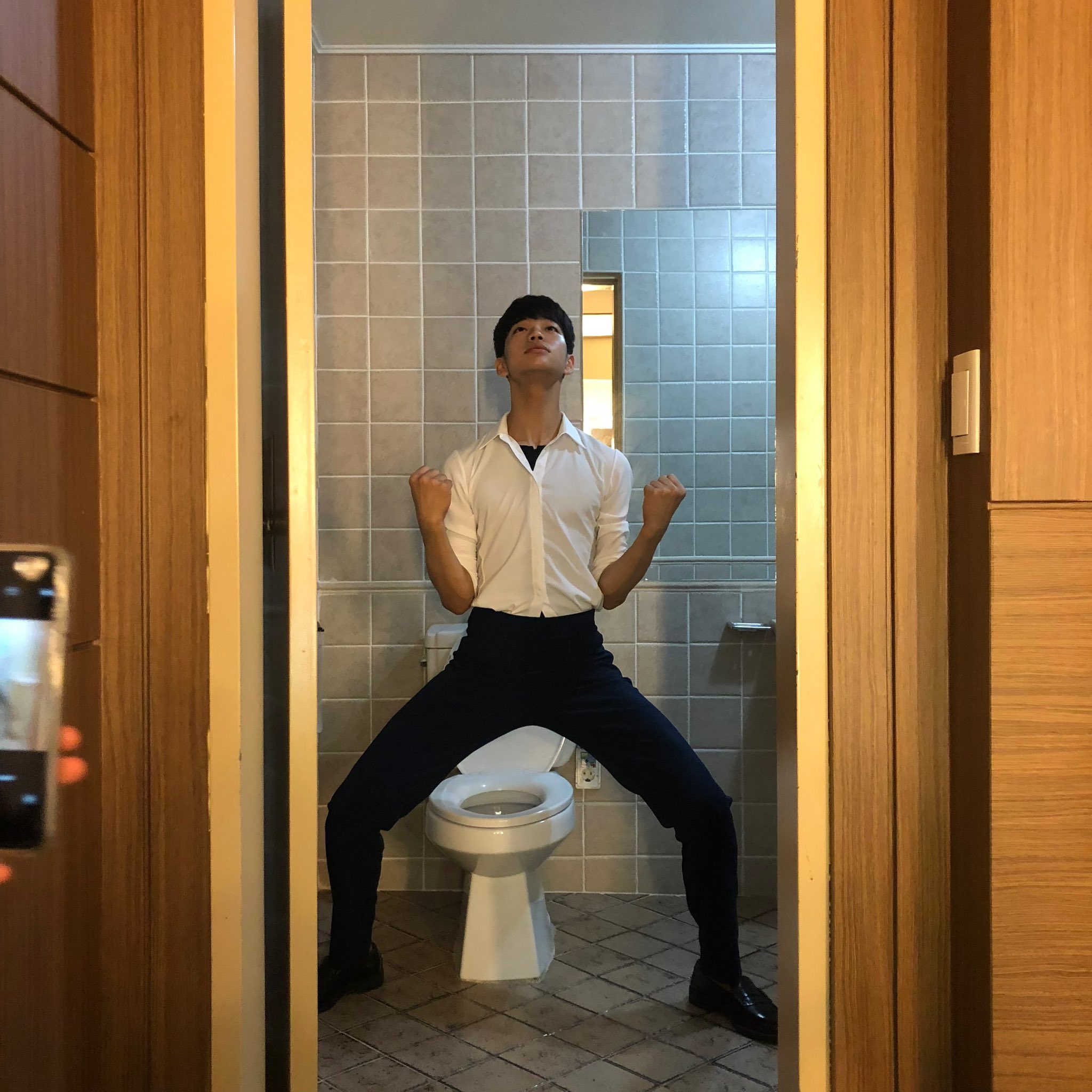 [잡담] 타잔은 평생 끼끼 상태로 살았나봐 | 인스티즈