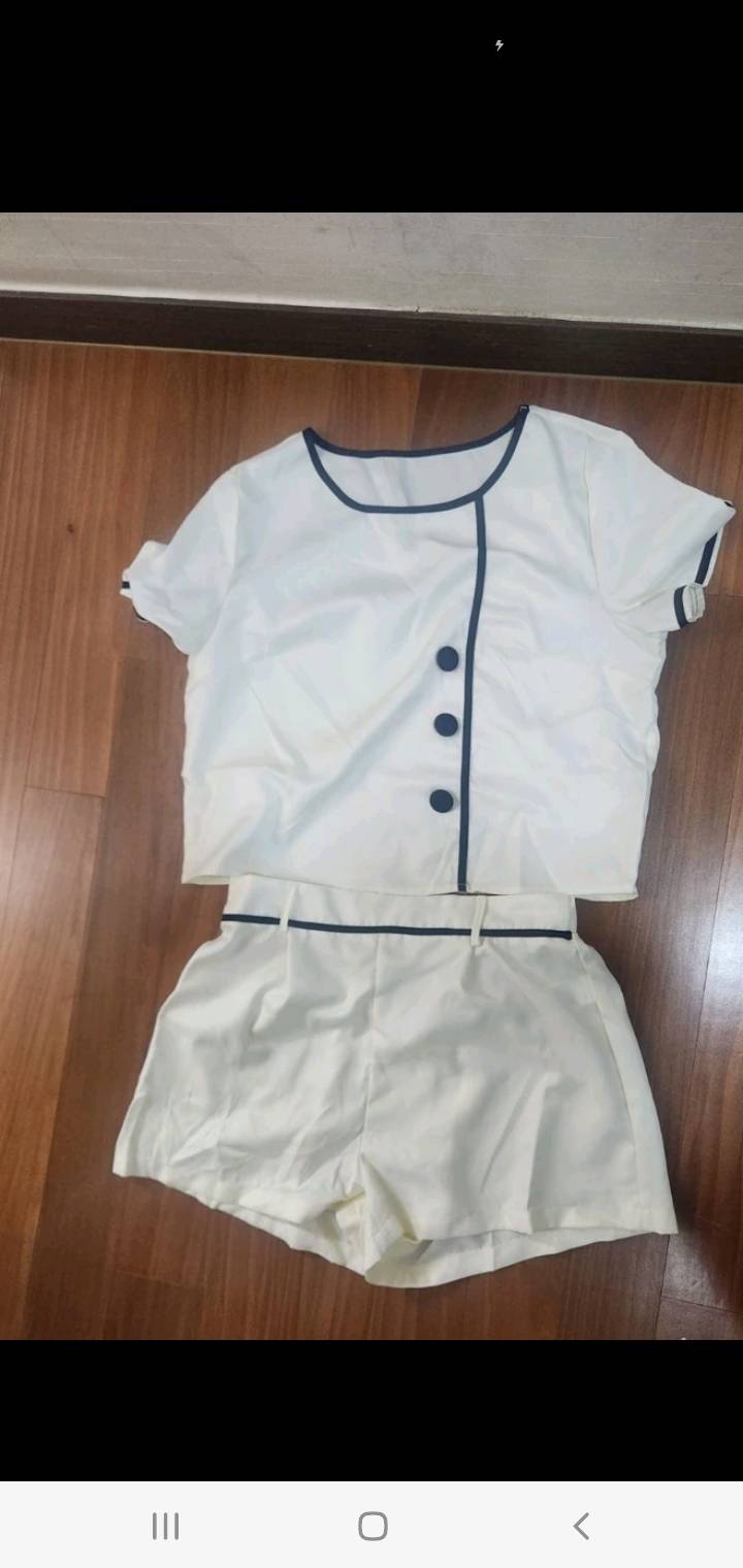 [잡담] 애들아 이 옷 어때? | 인스티즈