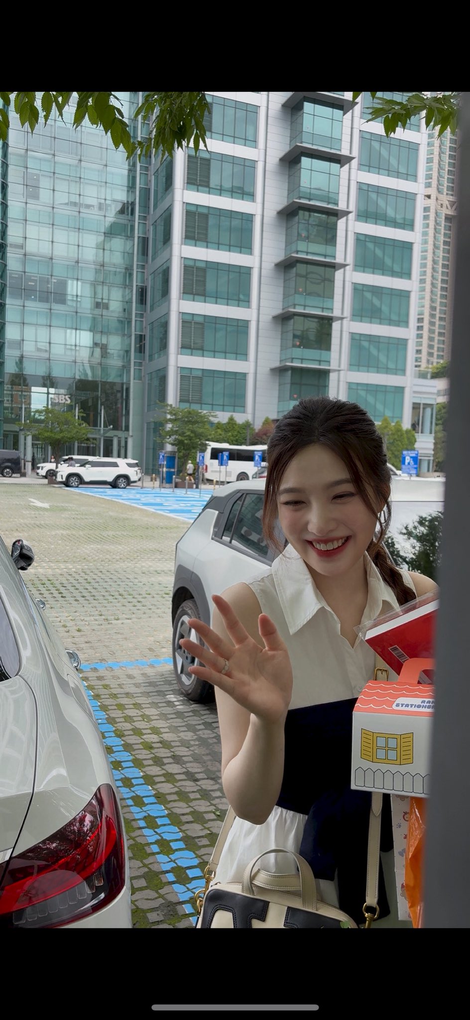 [잡담] 오늘 조이 출근길💚 청량상크미 | 인스티즈