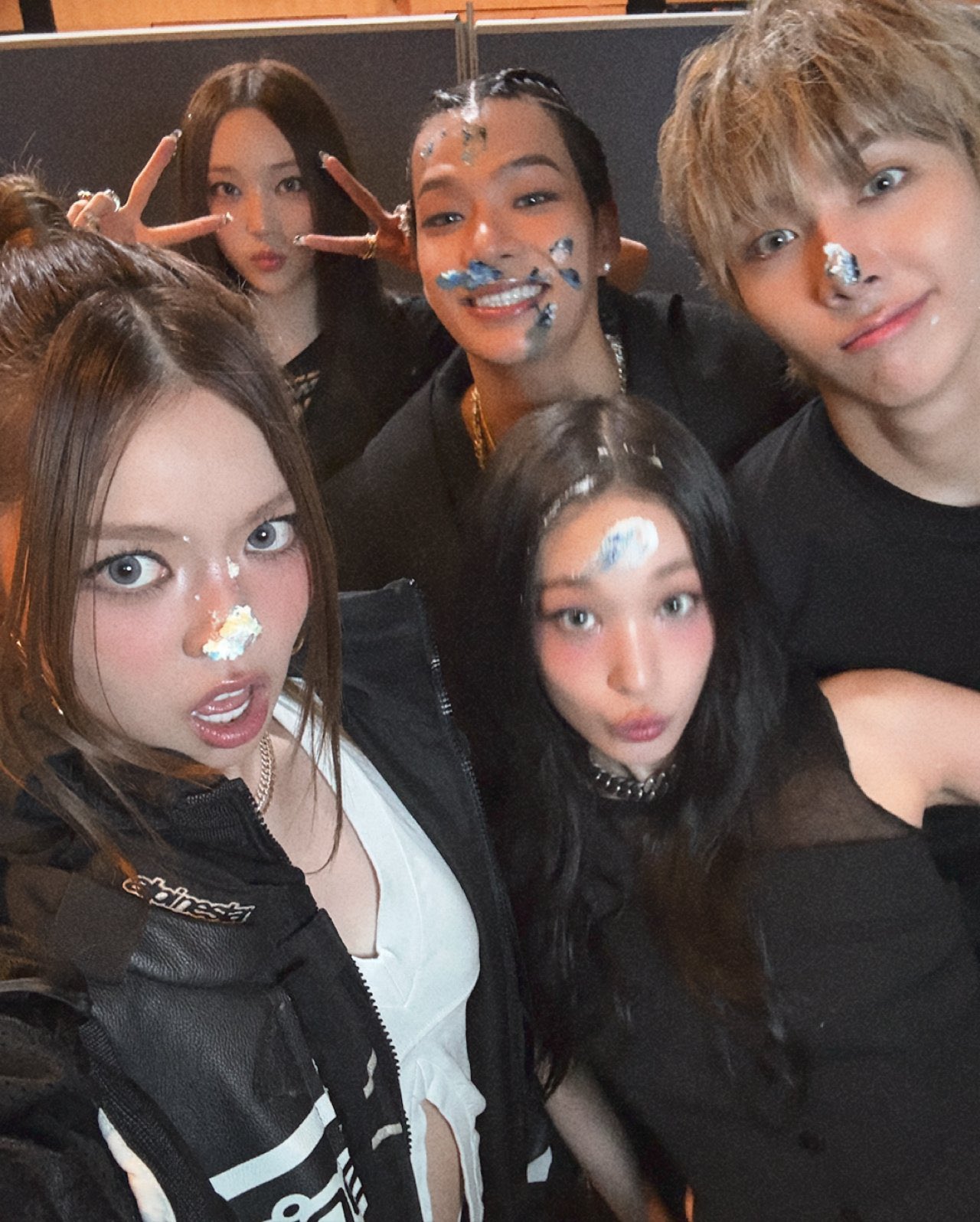 [잡담] 올데프 이 사진 너무 웃김 ㅋㅋㅋㅋ | 인스티즈
