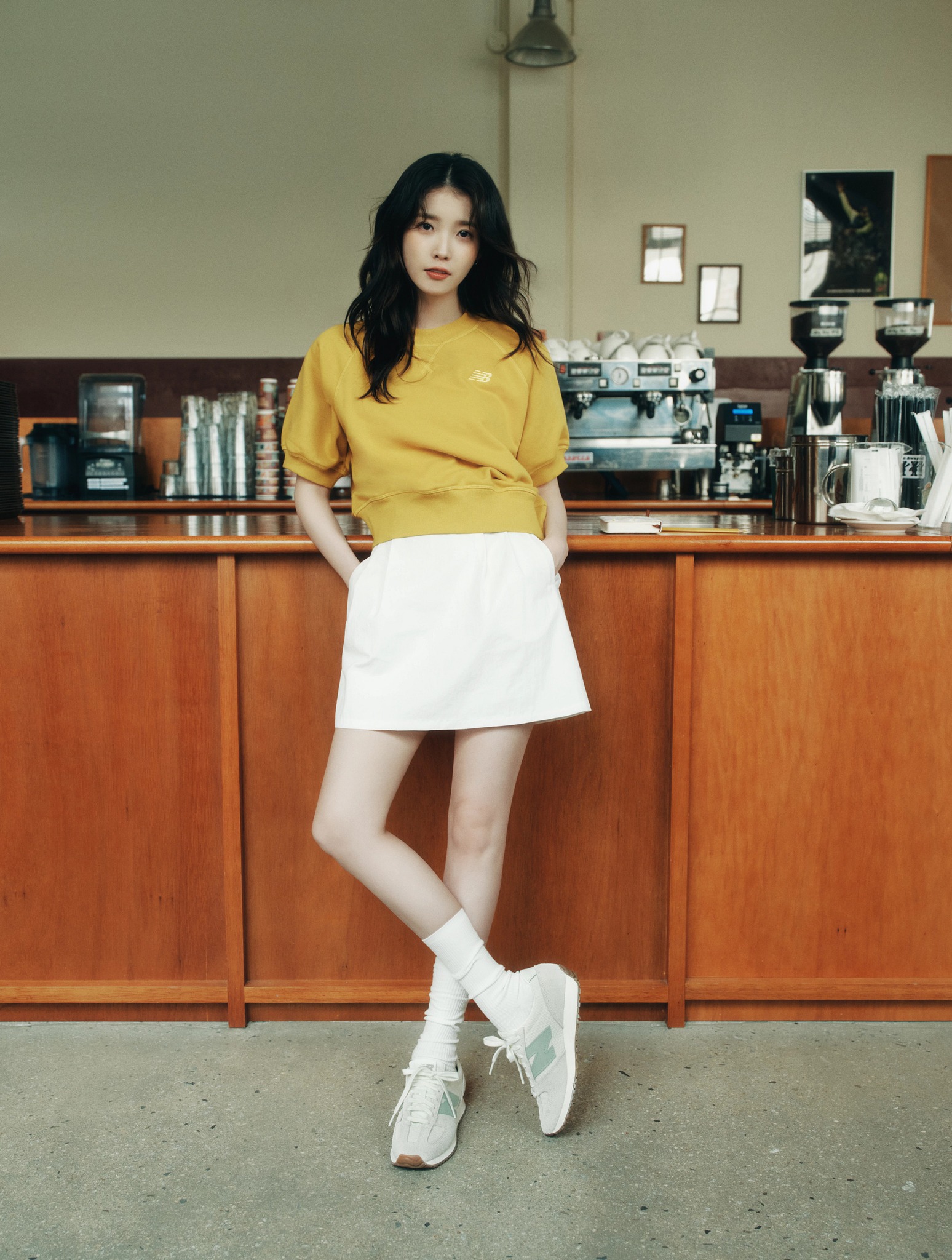 [잡담] 아이유 이 신발 정보 알아?? | 인스티즈