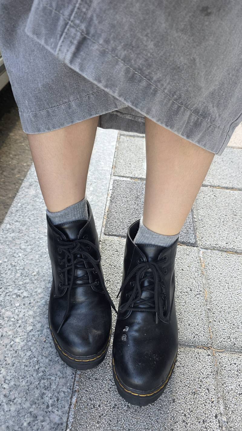 [잡담] 이거 닥터마틴 뭐 같아? | 인스티즈