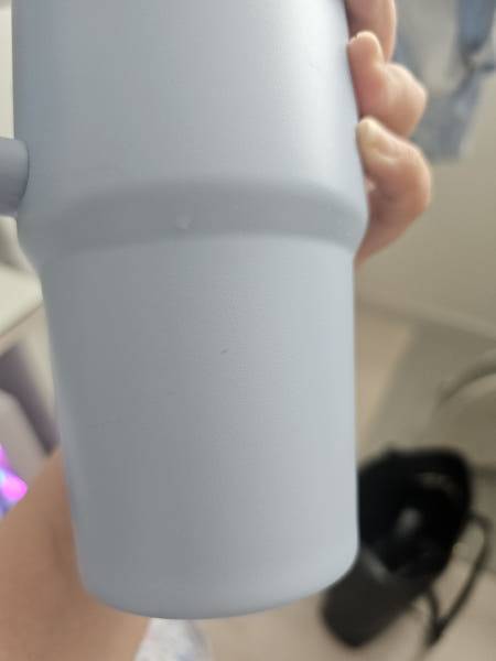 [잡담] 스탠리 한정색 왔는데 작은 흠집 있어 ㅠㅠ 어케할까? | 인스티즈