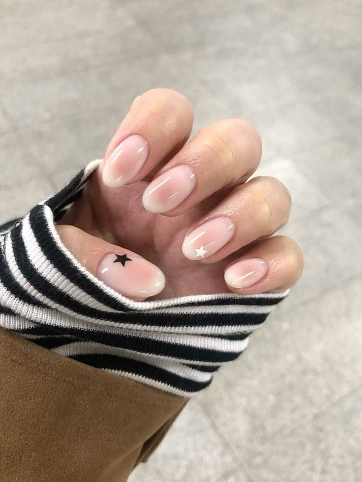 [잡담] 안자는 둥이들아 네일 좀 골라줘!!! | 인스티즈
