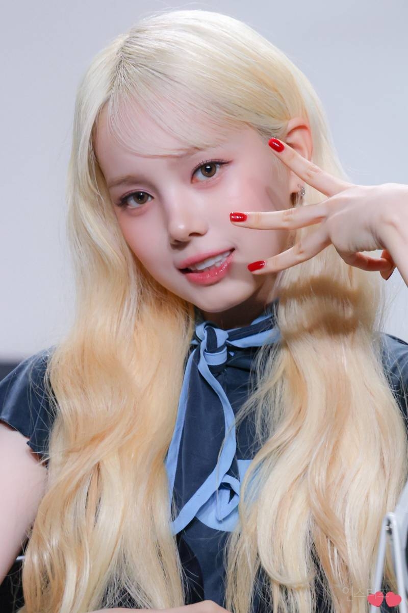 데뷔 후 첫 팬싸였던 오늘자 베이비돈크라이 프리뷰 | 인스티즈