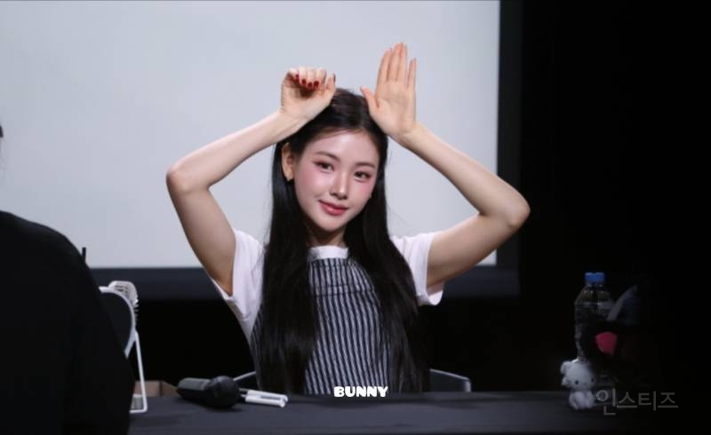 데뷔 후 첫 팬싸였던 오늘자 베이비돈크라이 프리뷰 | 인스티즈