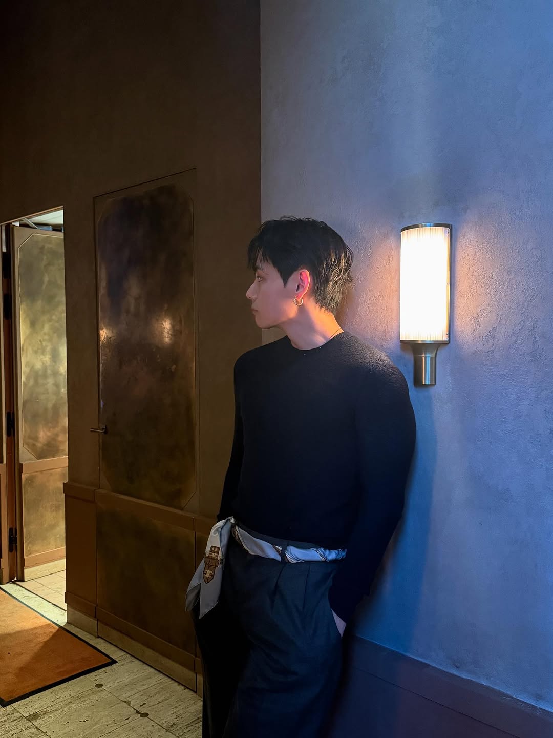 [잡담] 방탄 뷔 인스타 폭격 오셨다 | 인스티즈