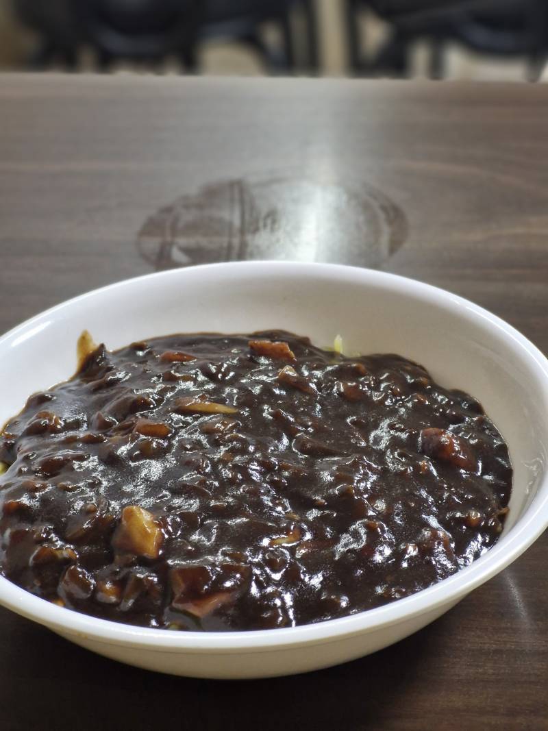 [잡담] 짜장면이라는 음식 너무 맛있는거가타 | 인스티즈