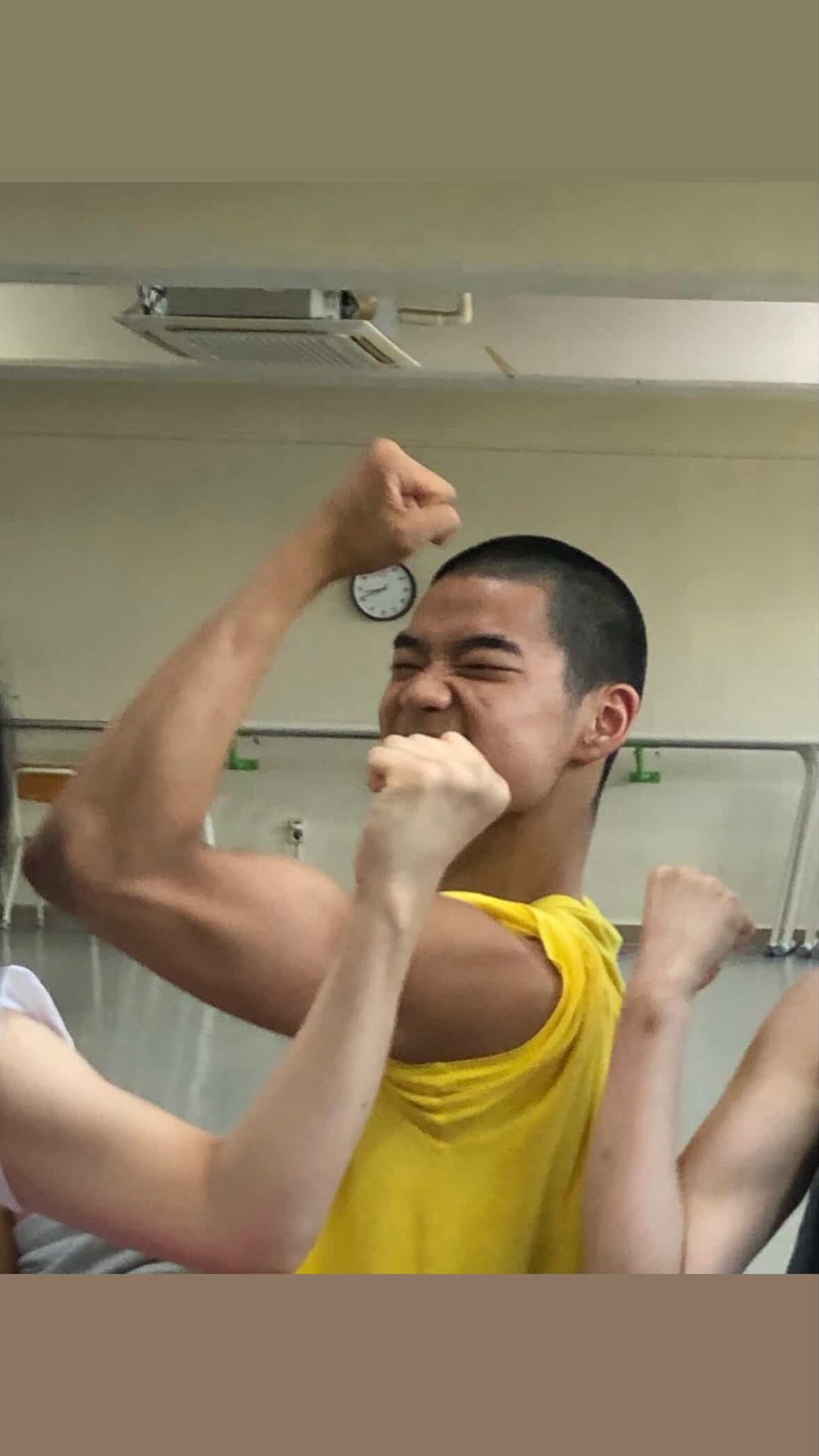 [잡담] 모델 출신 남돌 정말조은거구나 (타잔) | 인스티즈